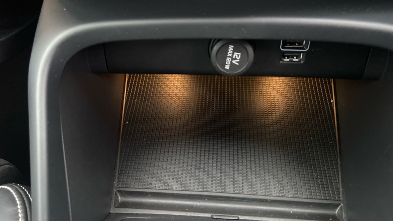 Volvo Xc40 1.5 T3 R DESIGN 5dr Petrol Estate